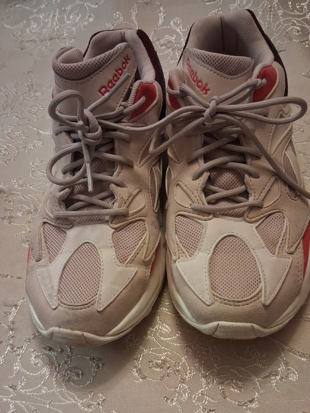 Reebok Women’s White and Pink Lace-Up Sneakers